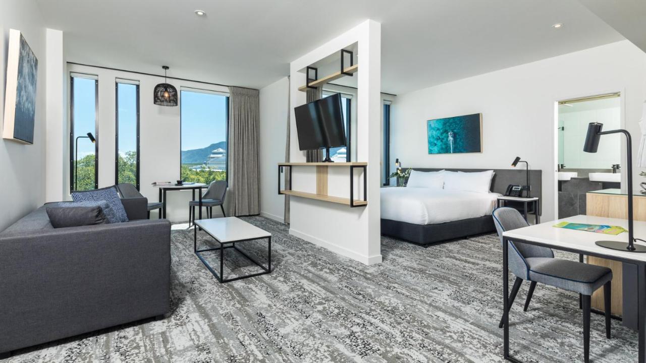 Oaks Cairns Hotel מראה חיצוני תמונה