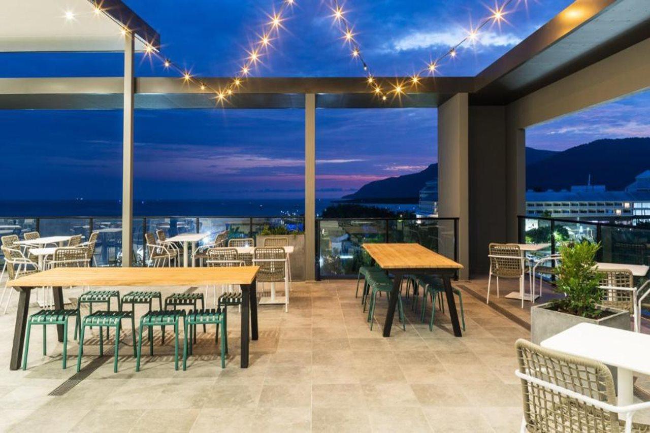 Oaks Cairns Hotel מראה חיצוני תמונה